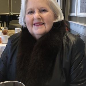 Meet your Posher, Christina